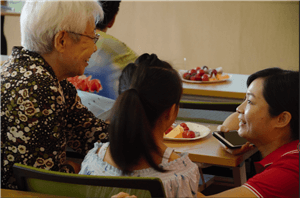 走进福利院，情暖老人心——新利体育供应链公益行