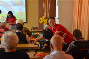 走进福利院，情暖老人心——新利体育供应链公益行