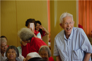 走进福利院，情暖老人心——新利体育供应链公益行